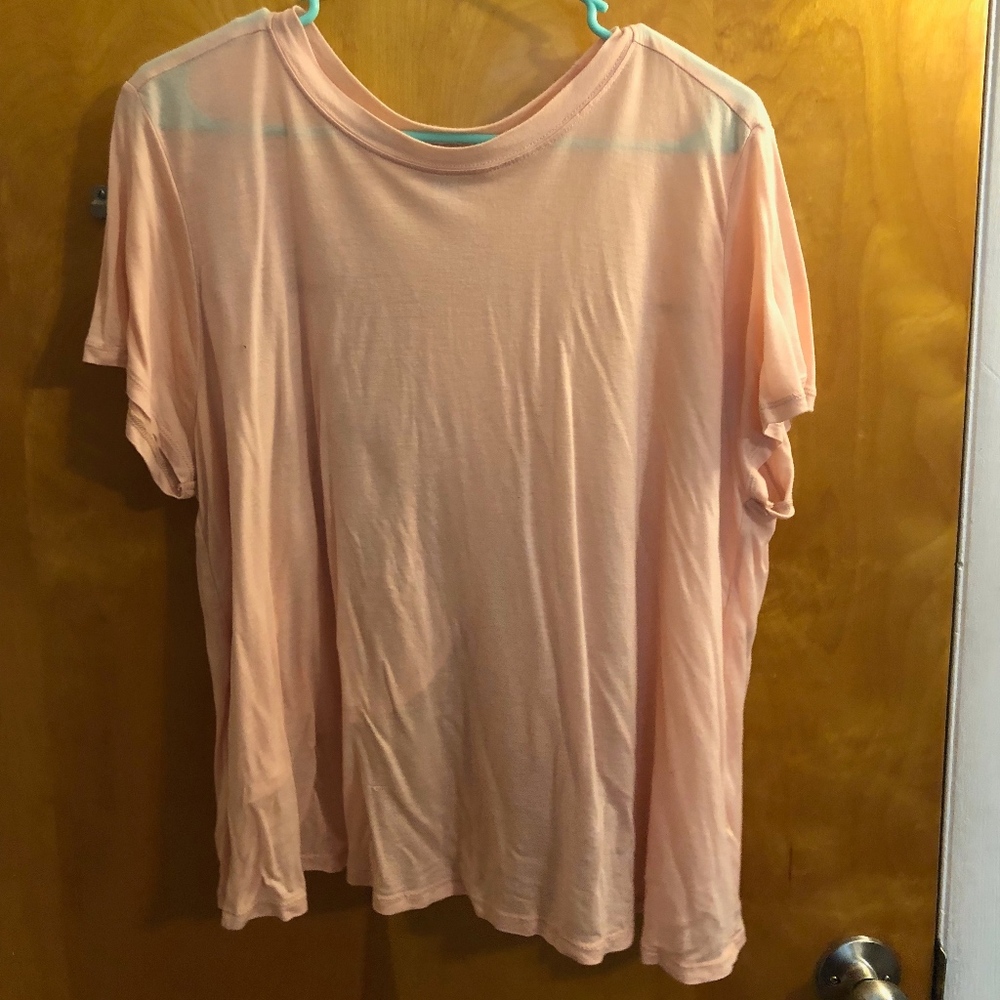 Light pink open back work out tee shirt